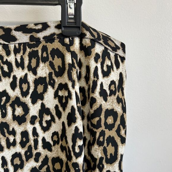 Banana Republic Brown and Black Faux Floral Accents - Picture 2 of 6